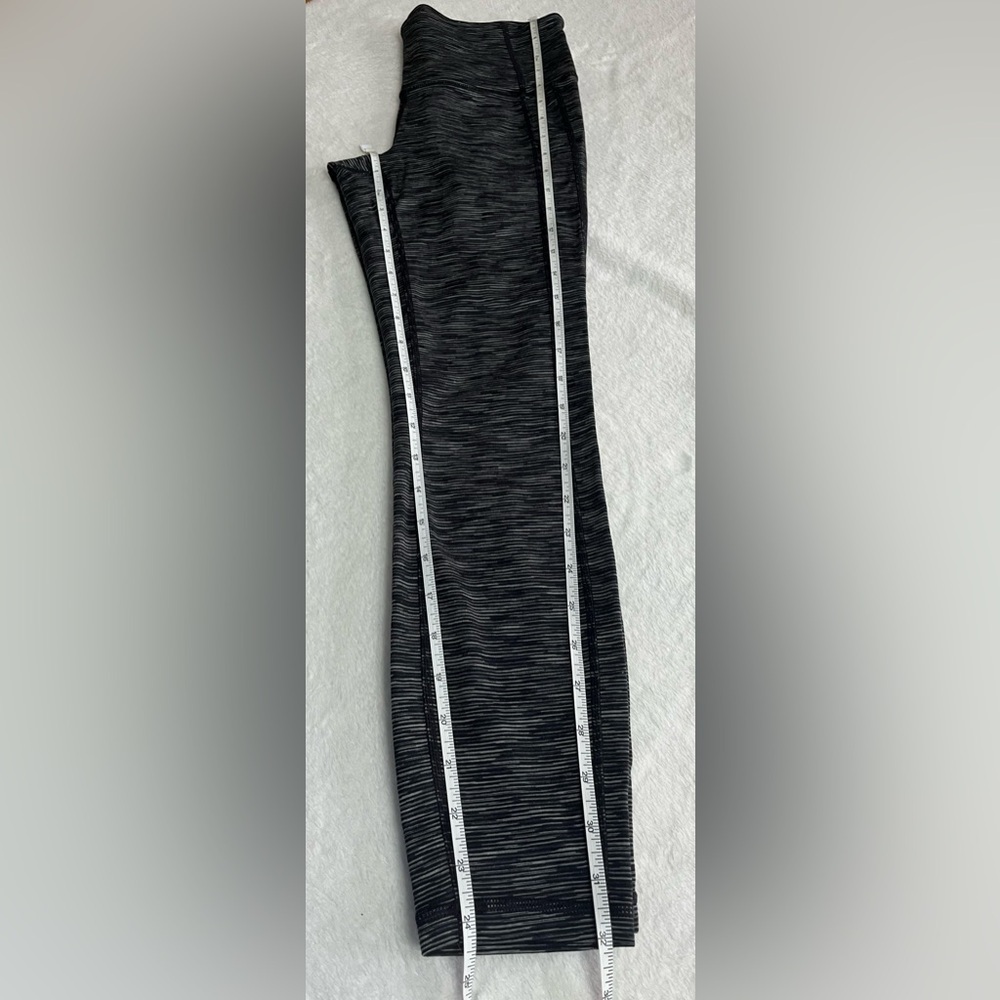 Athleta women’s small heathered black/gray Space Dye workout leggings - Picture 8 of 9